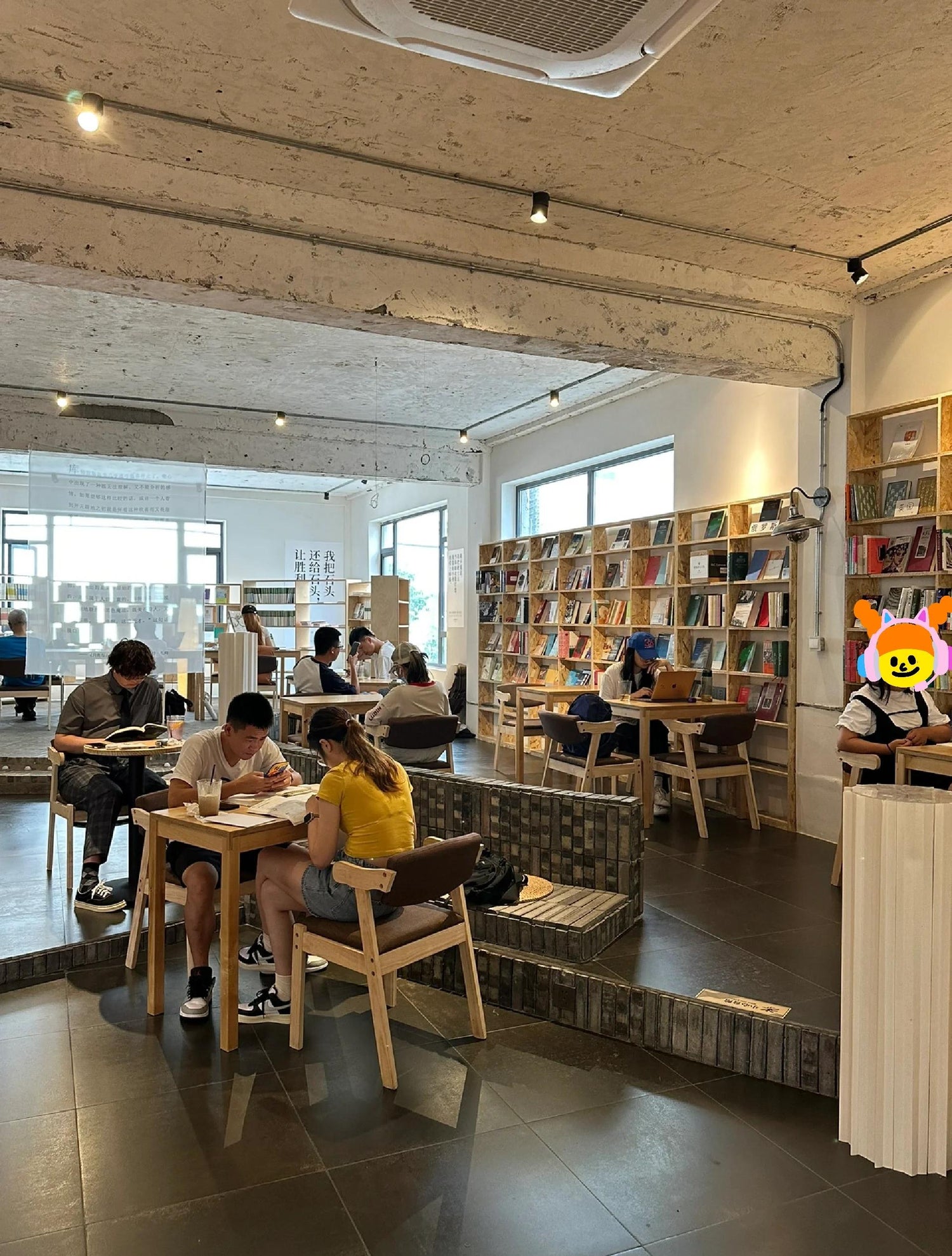 1774503008384-033f5e12bc3c3991faadf747ccdaac81.jpeg